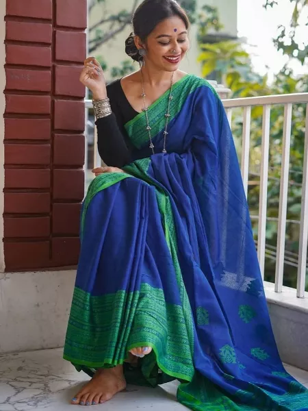 Blue Handloom Silk Saree With Rich Contrast Woven Pallu and Green Border