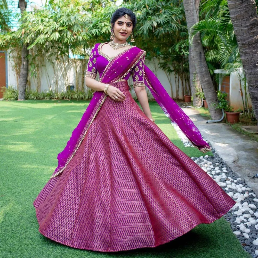 Pattu Pavadai Half Saree Unstitched Lehenga Kanjivaram Silk/ Banarasi Silk  Blouse Fabric/ Georgette Dupatta South Indian Hindu Wedding - Etsy UK