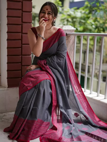 Grey Soft Cotton Silk Handloom Weaving Silk Saree With Rich Contrast Pallu