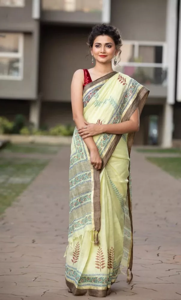 Buy Cream Sarees for Women by Aldwych Online | Ajio.com