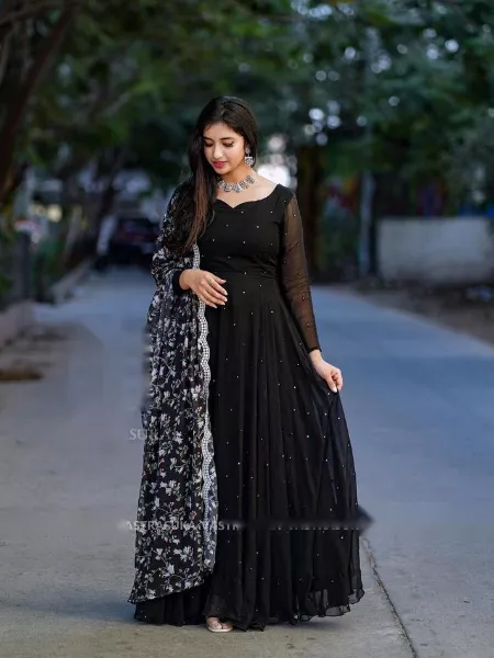 Beautiful Black Indo-western Georgette Gown | Designer party wear dresses,  Stylish party dresses, Indian wedding outfits