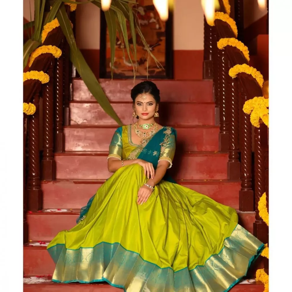 12 Modern Wedding Reception Dresses For South Indian Bride-To-Be - To Near  Me