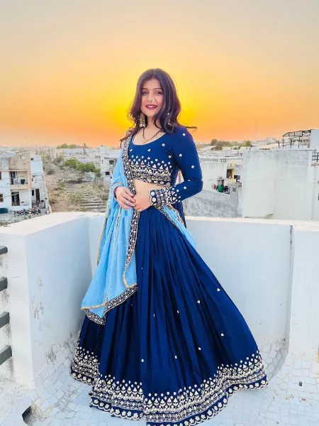 Kajol Lehenga – VAMA DESIGNS Indian Bridal Couture