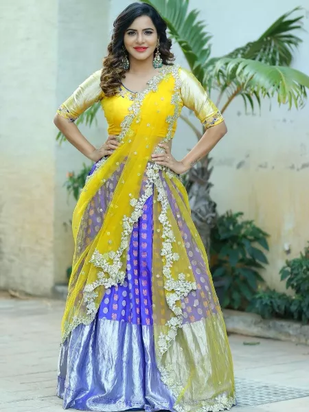 Royal Blue Kanchipuram Silk Zari Weaving South Indian Half Saree Lehenga for Wedding