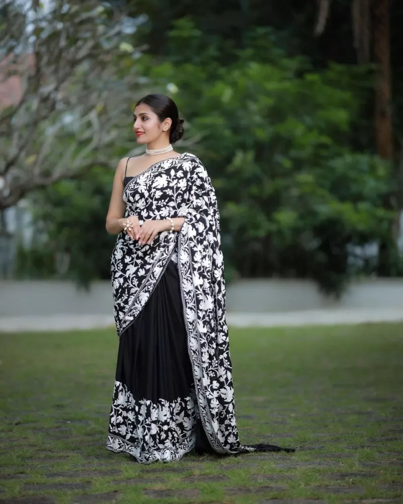 Black & White Georgette Saree Set Design by Onaya at Pernia's Pop Up Shop  2024