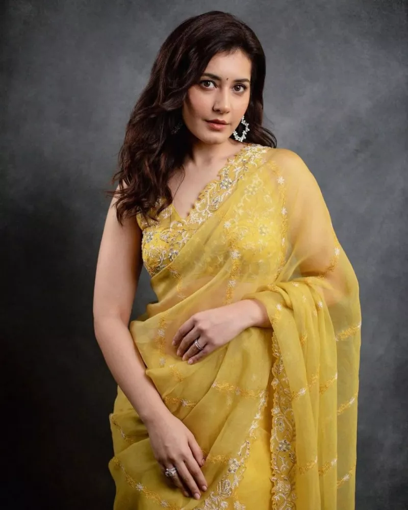 Rashi Khanna | Saree hairstyles, Saree wearing, Saree wearing styles