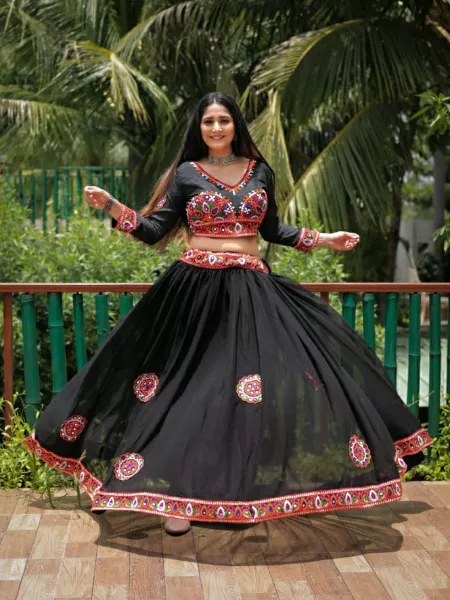 Buy Kaku Fancy Dresses Black Lehenga Choli Duppata Set For Girls | Navratri  Garba Dress | Radha Lehenga Choli Set - Black, For Girls Online at Low  Prices in India - Amazon.in