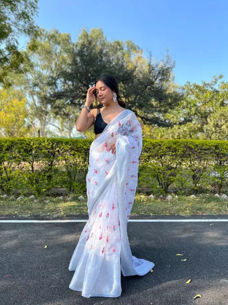 White Color Organza Jacquard With Floral Embroidery Worked Saree With Unstitched Blouse for Women Wedding and Party Wear