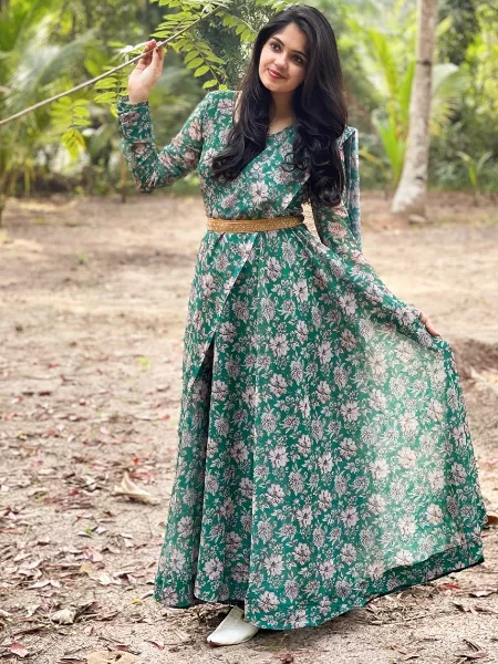 Green Color Party Wear Georgette Gown With Digital Print
