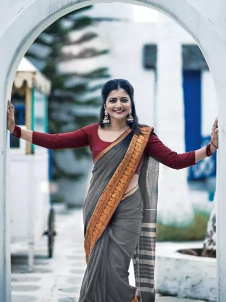 Aaj din chadheya tere rang varga ❤️ #farewell #farewell #saree #sareelove  #sareefashion #indianwear #indiangirl #traditional #trad... | Instagram