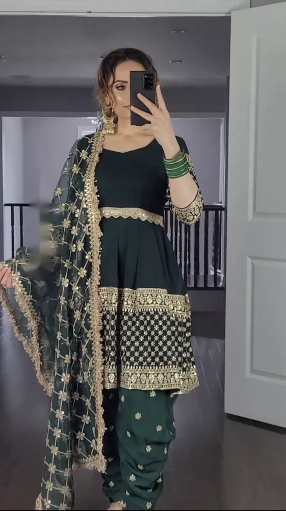 Amazon.com: The kurti bazaar Wedding Wear Georgette Punjabi Patiyala Dress  Pakistani Designer Salwar Kameez Suit (Choice-1, Customize Stitch) :  Clothing, Shoes & Jewelry