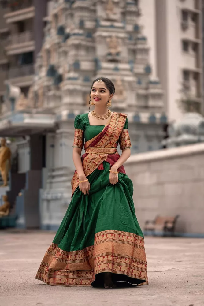 This bride wore five outfits at her colourful South Indian wedding – Vogue  Australia