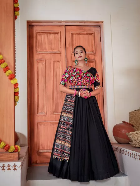 Black Color Navaratri Gown With Kutchi Work and Real Mirror With 4.5 Meter  Flair in USA, UK, Malaysia, South Africa, Dubai, Singapore