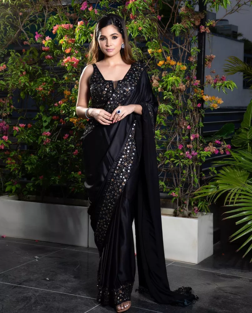 Where can I purchase a black designer saree? - Quora-sgquangbinhtourist.com.vn