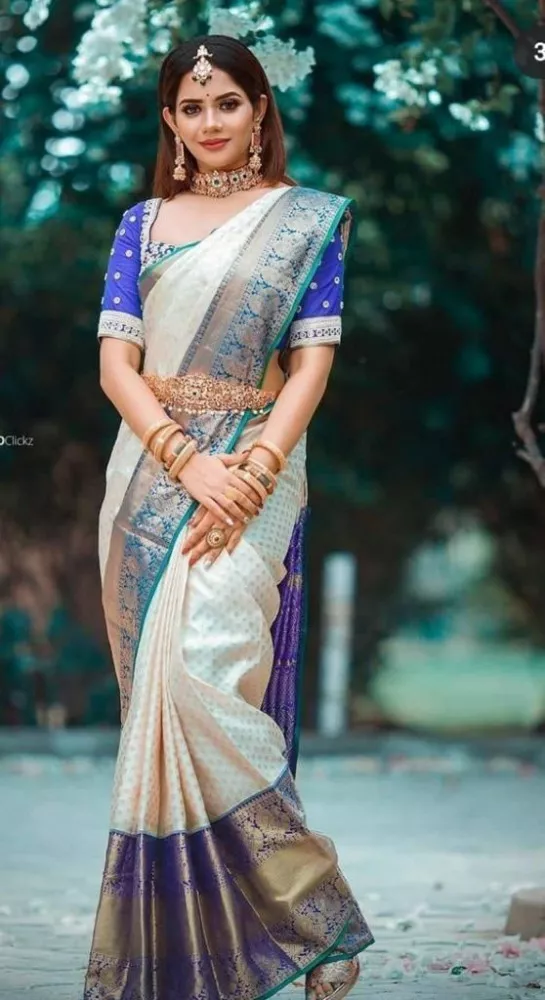 Pin by Savitha Santhosh on setum mundum | Girls ruffle dress, Traditional  outfits, Set saree