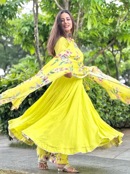 Stunning Haldi Dresses for Girls: Top 6 Picks to Shine in This Wedding  Season – Saba scribbles