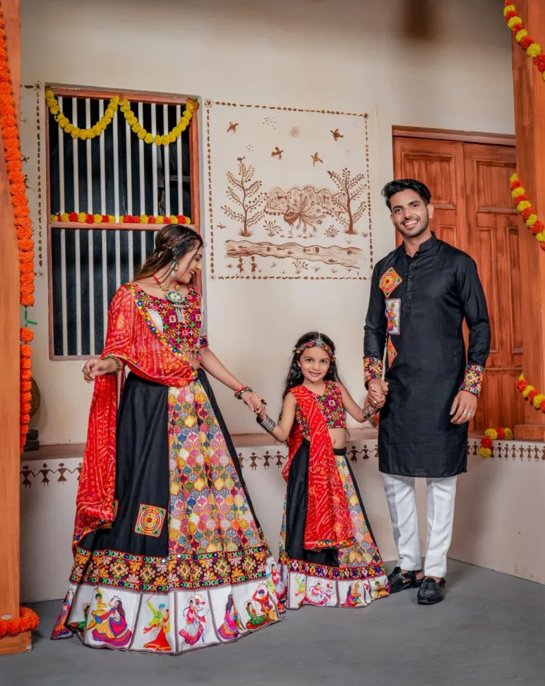 Navratri Couple Kurta_lehenga Matching family Combofor  Functionweddingmehendifestival Wear Couple Matching Set Indian Traditional  Wear - Etsy