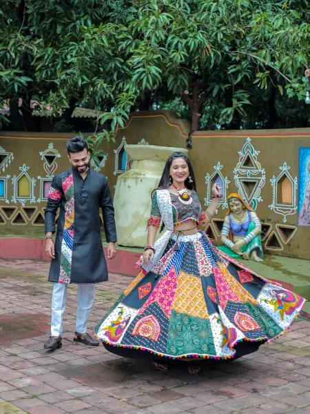 Green & White Color Riyon Cotton Digital Printed Navratri Outfit For Men  and Women at Rs 2399 | Chaniya Choli in Surat | ID: 2851951544088
