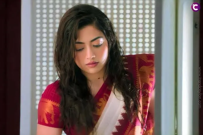 Hot in saree: Rashmika Mandana's desi look will stab our heart | IWMBuzz