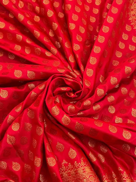 Pure Banarasi Silk Saree in Red With Rich Pallu Zari Weaving Work
