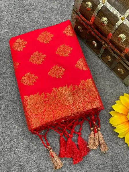 Pure Banarasi Silk Saree With Rich Pallu Zari Weaving Work in Red Saree
