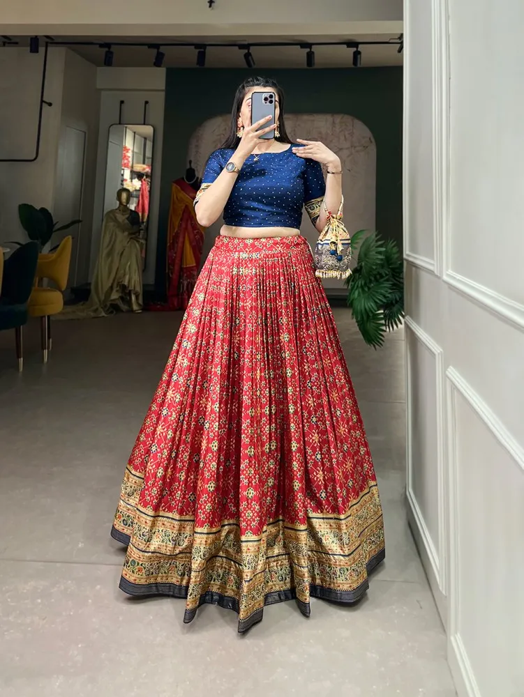 Buy Vaidehi Fashion Red Georgette Ready To Wear Sequence Lehenga Choli at  Amazon.in