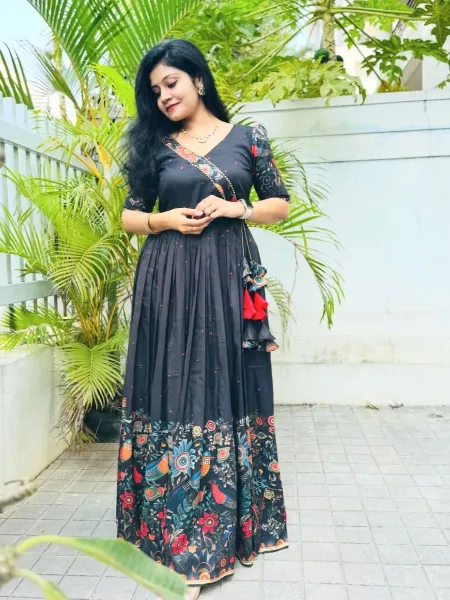 Black South Indian Gown With Kalamkari Print in Chinon Ready to Wear Gown
