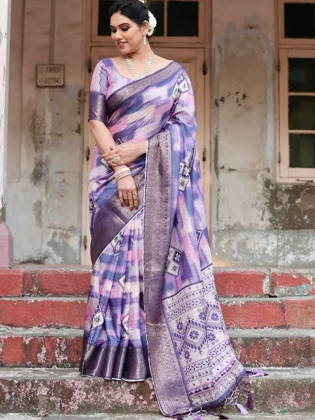 Pure Silk Lavender Saree With Digital Print and Zari Weaving With Blouse