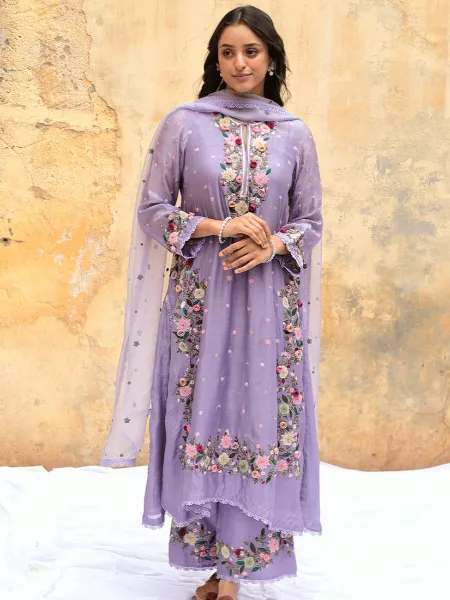 Lavender Pakistani Dress With Scarf in Georgette With Rivet